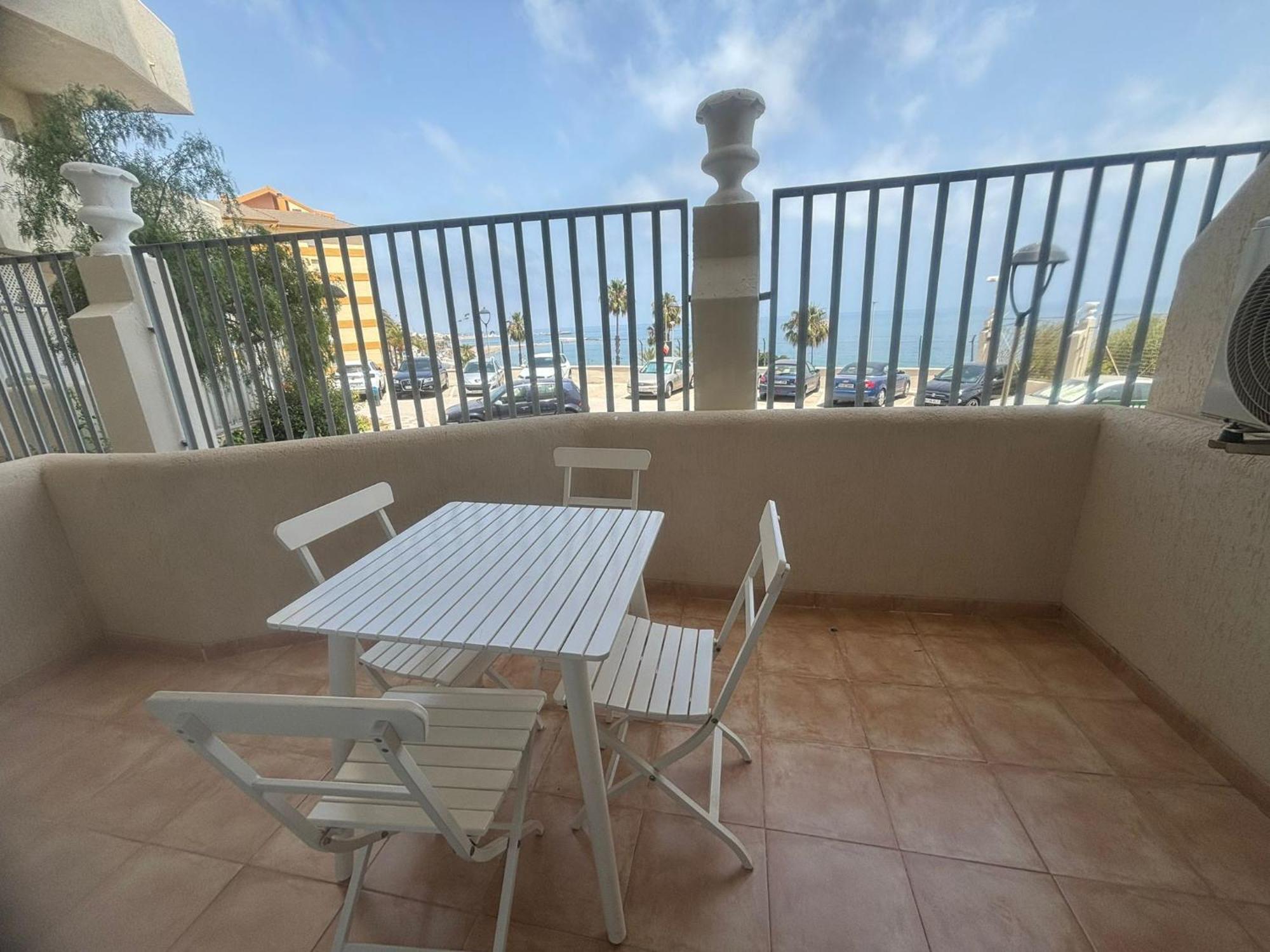 Apartamentos Benalbeach By Benalnova เบนัลมาเดนา ภายนอก รูปภาพ