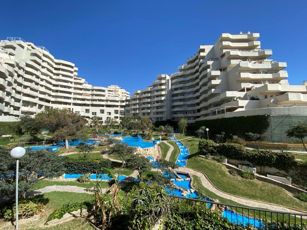 Apartamentos Benalbeach By Benalnova เบนัลมาเดนา ภายนอก รูปภาพ