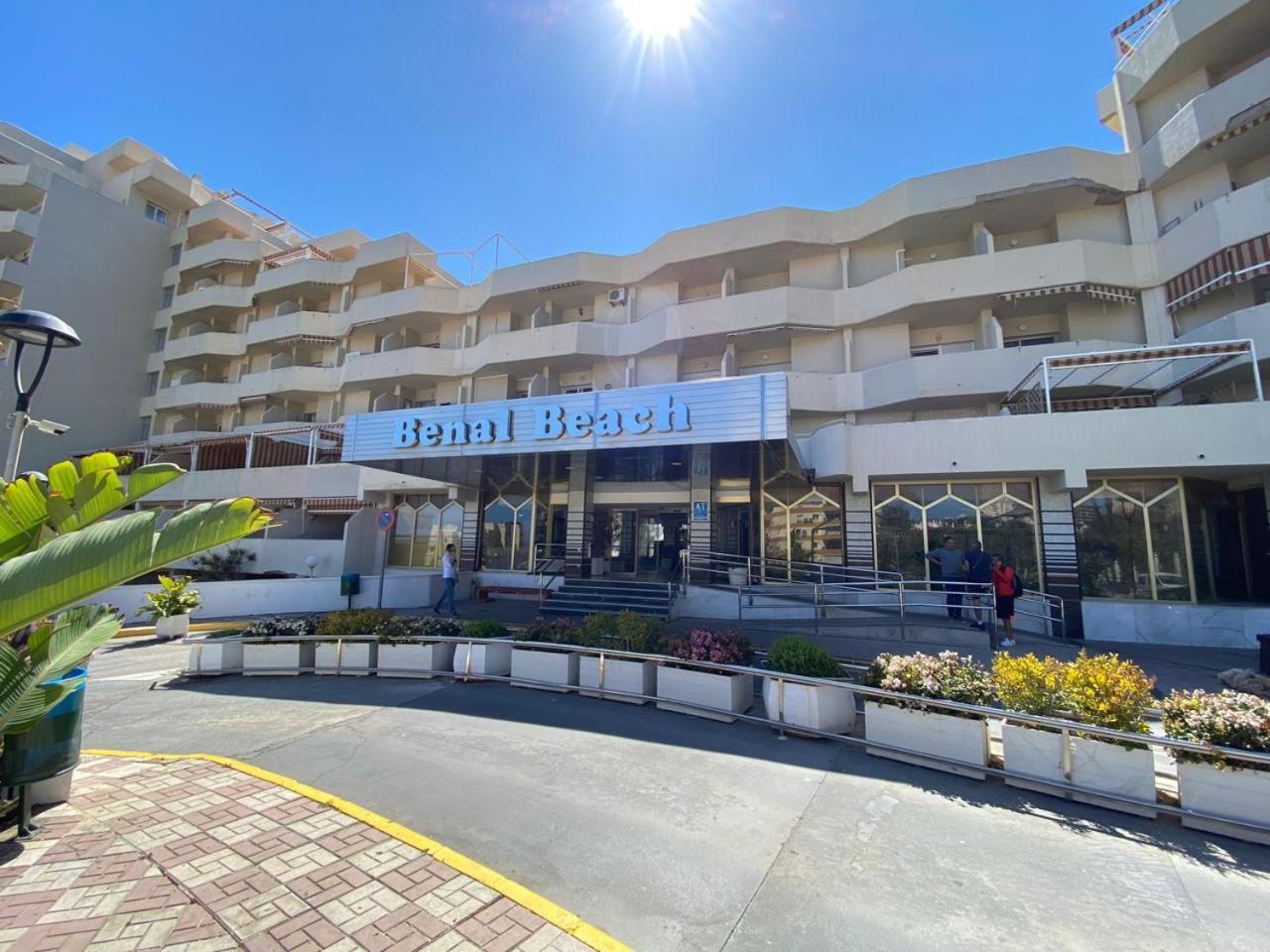 Apartamentos Benalbeach By Benalnova เบนัลมาเดนา ภายนอก รูปภาพ